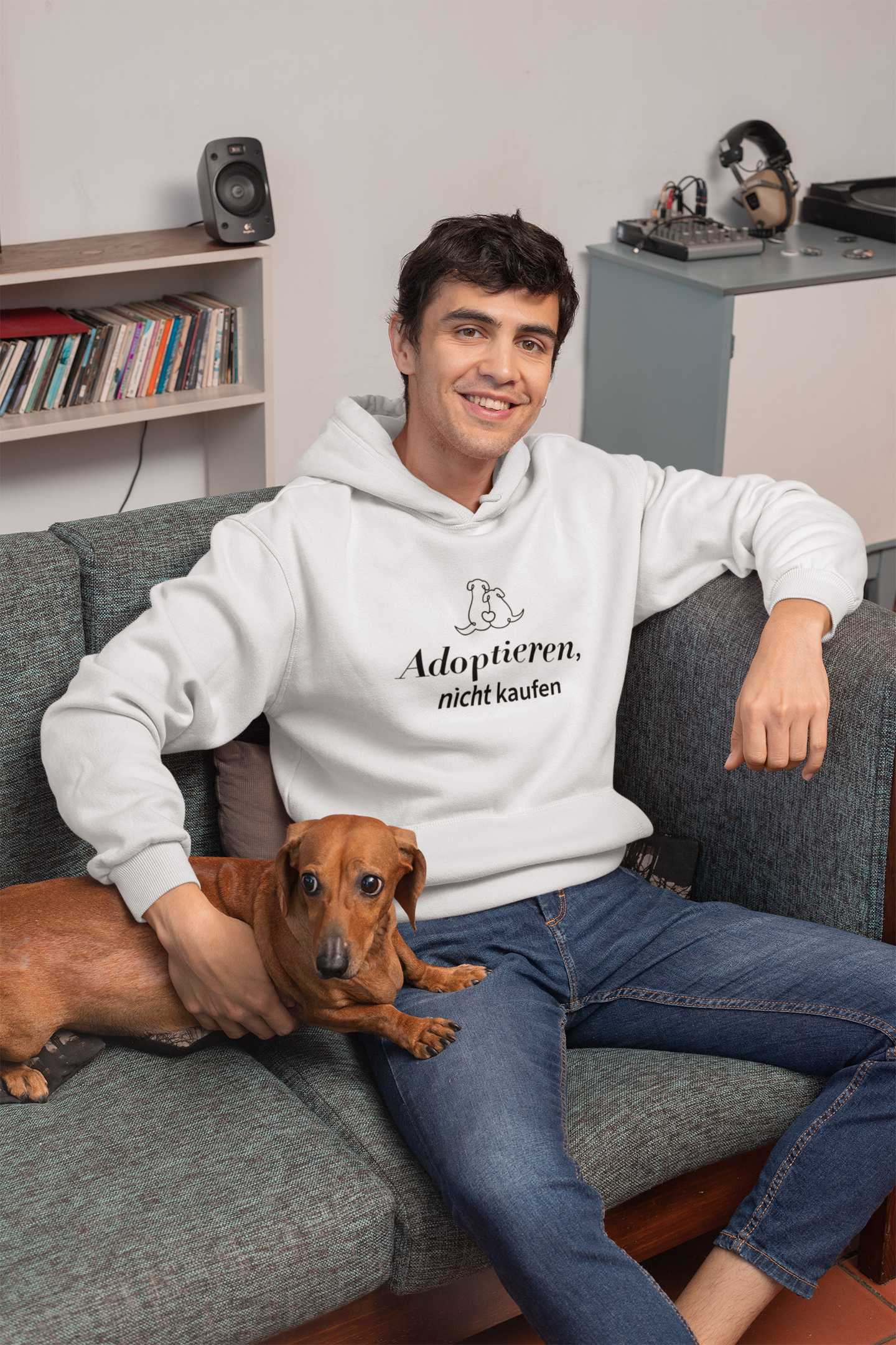 Unisex Hoodie: "Adoptieren, nicht kaufen"