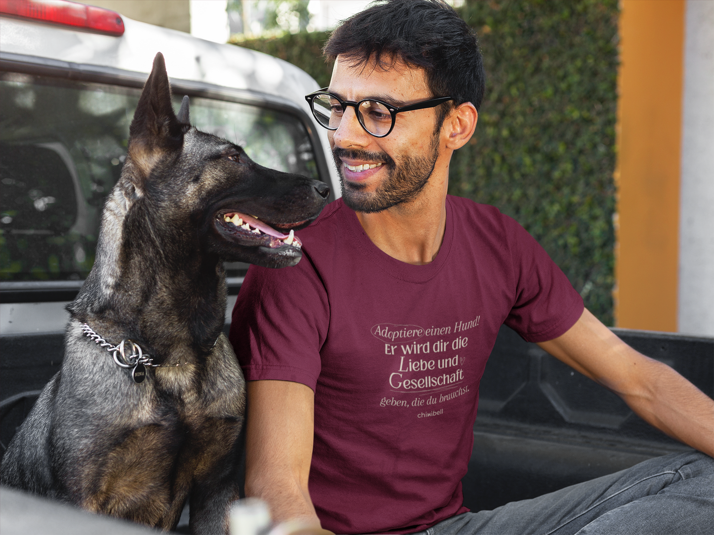 Herren T-Shirt: "Adoptiere einen Hund"