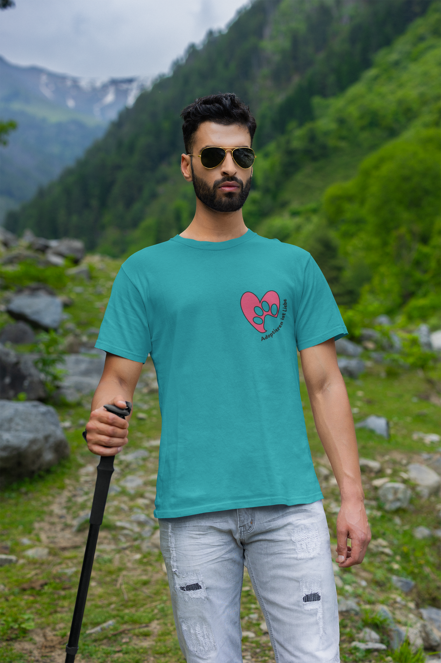 Herren T-Shirt "Adoptieren ist Liebe"